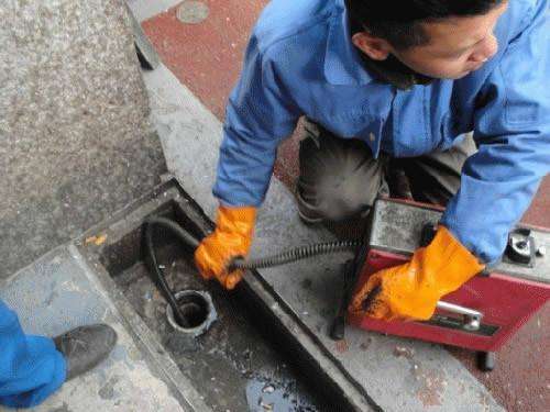 西盟疏通下水道